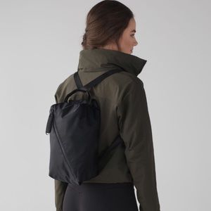 NWOT Lululemon Fast Track bag!